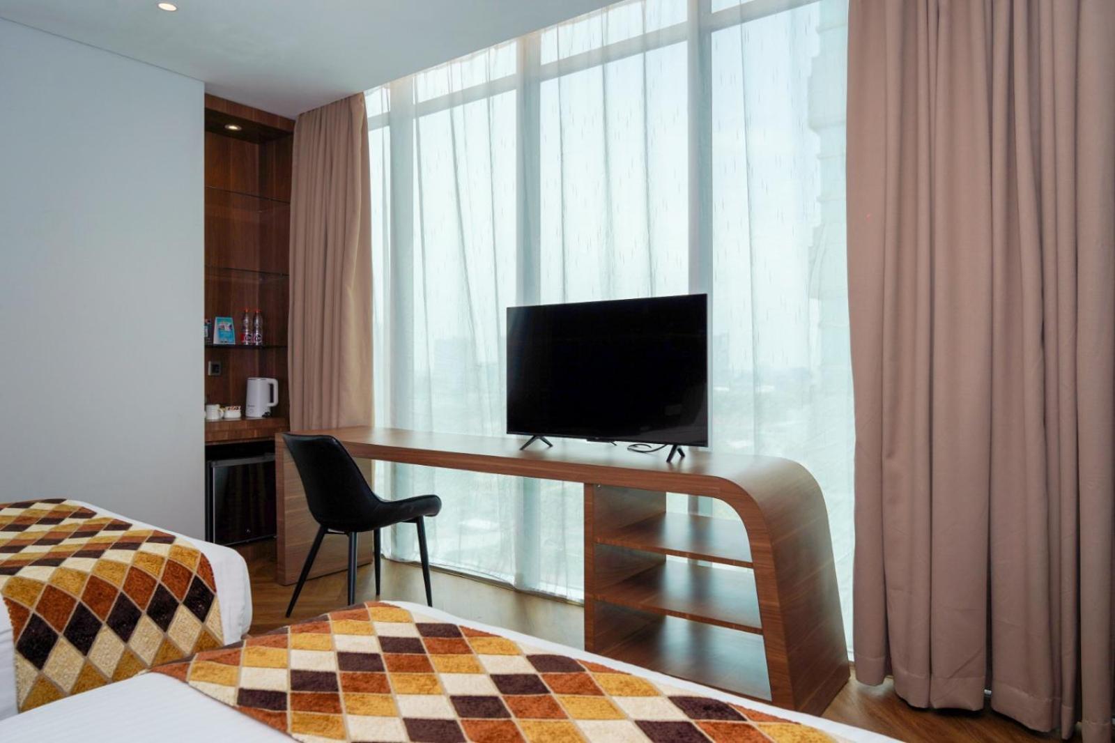 Cambridge Hotel Медан Екстер'єр фото